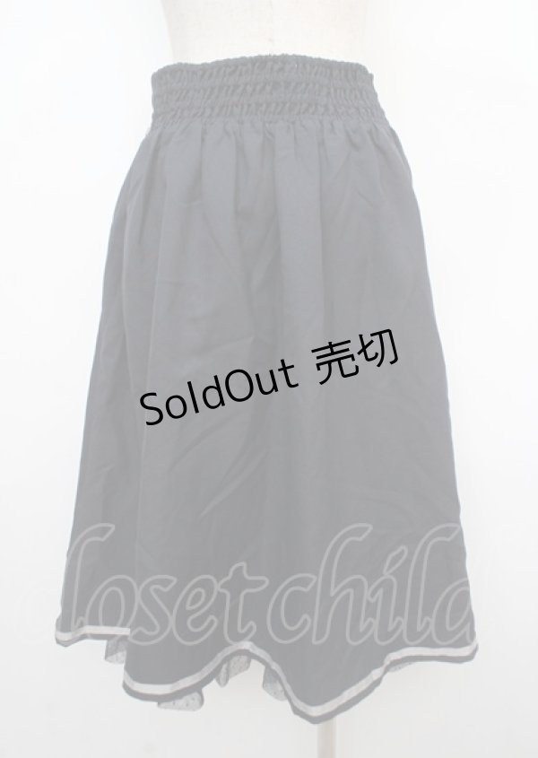 画像2: axes femme POETIQUE / レースアッププリーツ切替スカート M 紺 Y-25-04-03-169-AX-SK-SZ-ZY (2)