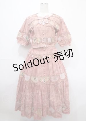 画像: PINK HOUSE / フリル薔薇パッチワーク長袖ワンピース  ピンク Y-25-04-11-065-LO-OP-SZ-ZY