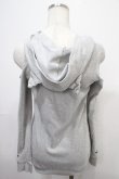 画像2: NieR Clothing / 肩出しレースアップトップス F グレー Y-25-04-15-040-PU-TO-SZ-ZY (2)