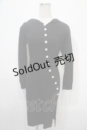 画像: NieR Clothing / 刺繍入りボタンロングトップス  黒 Y-25-04-15-090-PU-TO-SZ-ZY