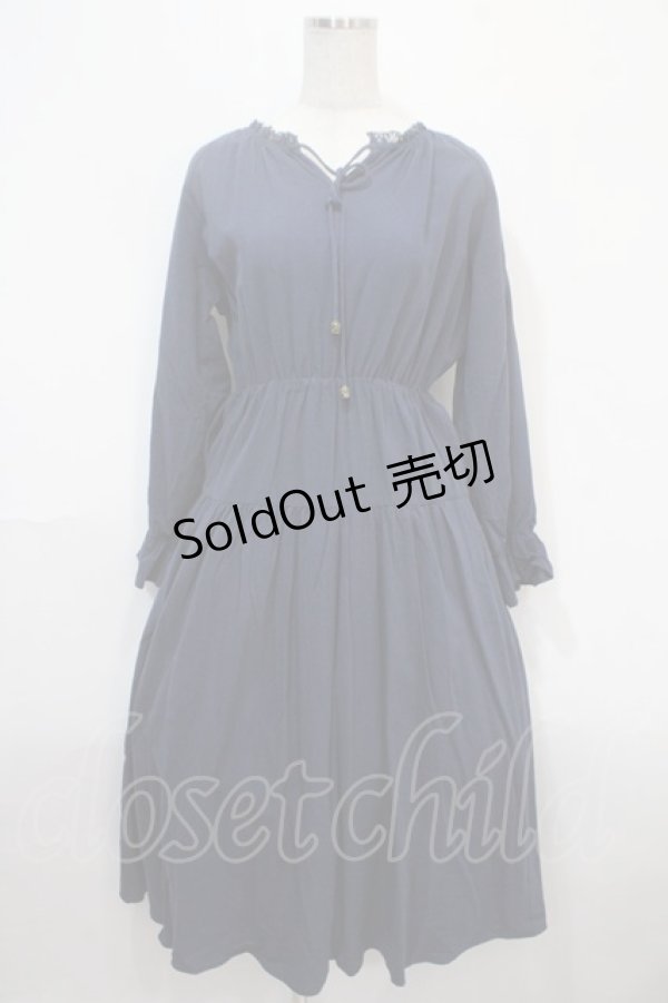 画像1: LEBECCA boutique / 湯煙を纏うワンピース F ネイビー Y-25-04-15-128-EL-OP-SZ-ZT381 (1)