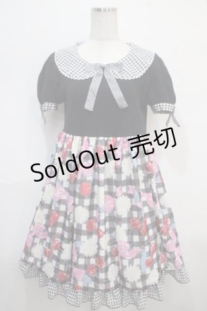 画像: Angelic Pretty / Sweet Cherry Margaretカットワンピース  黒 Y-25-04-15-136-AP-OP-SZ-ZI