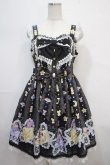 画像1: Angelic Pretty / Dreamy Night Cakesジャンパースカート  黒 Y-25-04-15-137-AP-OP-SZ-ZS (1)