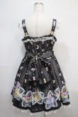 画像2: Angelic Pretty / Dreamy Night Cakesジャンパースカート  黒 Y-25-04-15-137-AP-OP-SZ-ZS (2)