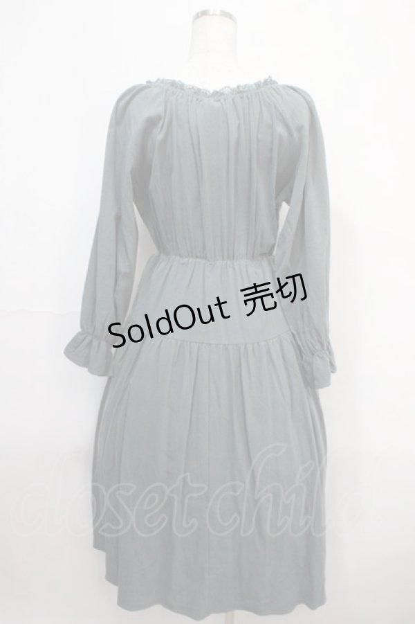 画像2: LEBECCA boutique / 湯煙を纏うワンピース F グリーン Y-25-04-15-146-EL-OP-SZ-ZY (2)
