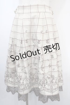 画像: axes femme / リボン付パネル刺繍スカート  ベージュ Y-25-04-15-170-AX-SK-SZ-ZT139