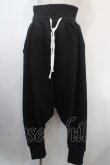 画像1: KRY CLOTHING / OMUTSU サルエルパンツ F 黒 Y-25-04-15-197-EL-PA-SZ-ZY (1)