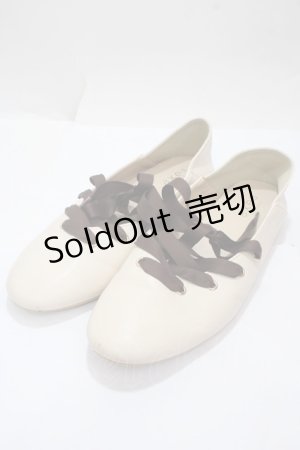 画像: axes femme / SH レースアップフラットパンプス  ベージュ Y-25-04-17-116-AX-SH-SZ-ZY