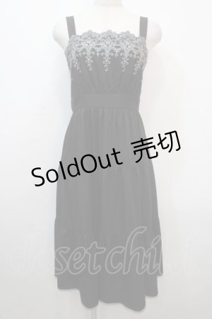 画像: axes femme POETIQUE / スカラップ刺繍キャミワンピース M 黒 Y-25-04-20-074-AX-OP-SZ-ZY