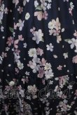 画像3: axes femme / 桜柄ティアードワンピース  紺 Y-25-04-20-122-AX-OP-SZ-ZI (3)