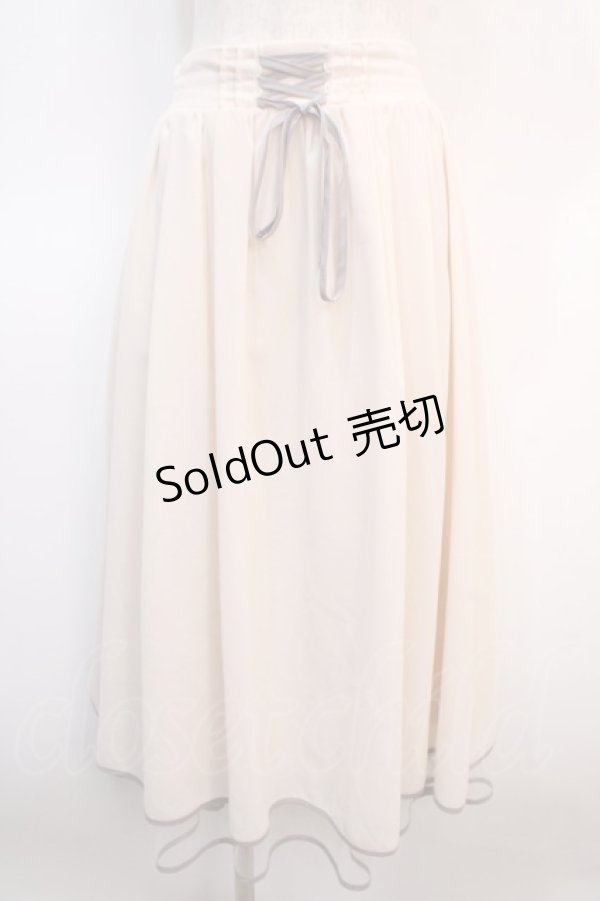 画像1: axes femme POETIQUE / リボン花柄バックフリルスカート  キナリ Y-25-04-21-131-AX-SK-SZ-ZY (1)