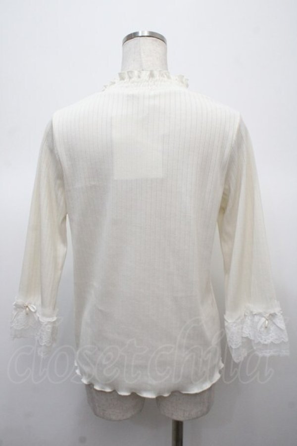 画像2: axes femme / レース重ねデザイン袖プルオーバー  生成り Y-25-04-23-063-AX-TO-SZ-ZY (2)
