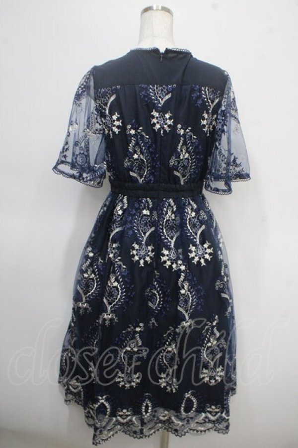 画像2: axes femme NOSTALGIE / チュール刺繍ワンピース M 紺 Y-25-04-26-064-AX-OP-SZ-ZY (2)