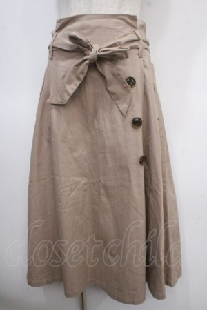 画像: axes femme / リボン付きサイド釦スカート M ベージュ Y-25-04-26-114-AX-SK-SZ-ZY