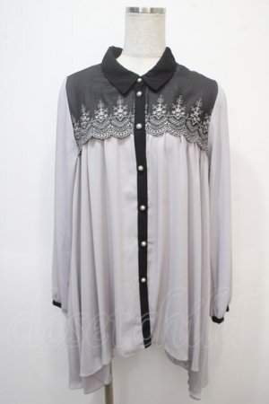 画像: axes femme / ヨーク刺繍イレヘムチュニック F グレー Y-25-04-28-016-AX-TO-SZ-ZY