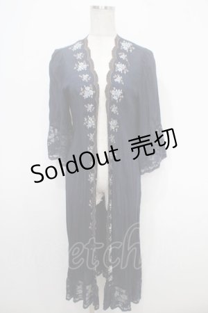 画像: axes femme / ローズスカラップ刺繍ロングカーディカン M 紺 Y-25-05-05-064-AX-TO-SZ-ZY