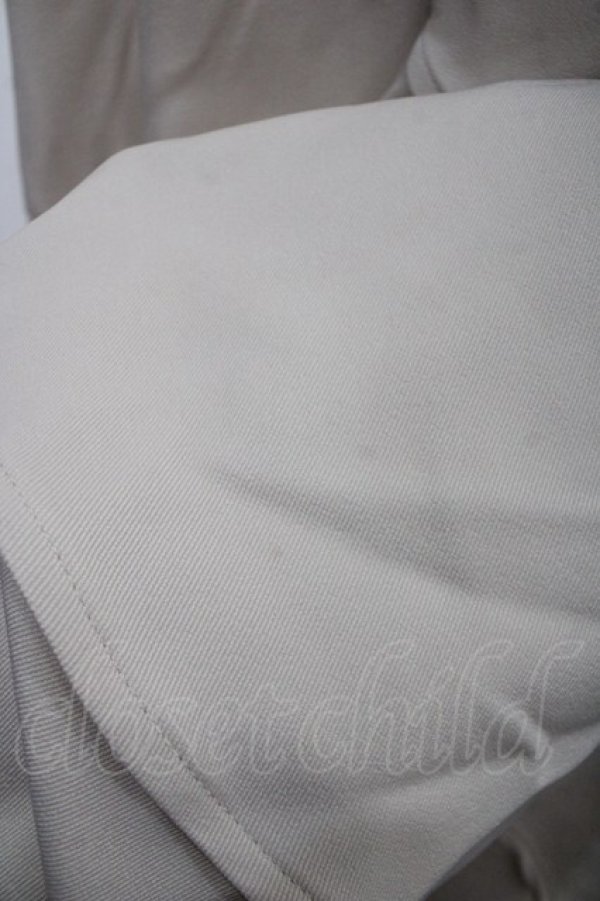 画像3: axes femme POETIQUE / バックラッフルフリルスカート M 生成り Y-25-05-05-129-AX-SK-SZ-ZY (3)