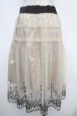 画像2: axes femme / 刺繍入りチュール使いスカート M グレー Y-25-05-05-151-AX-SK-SZ-ZY (2)