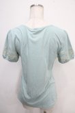 画像2: axes femme / バラｘ蝶半袖プルオーバー M サックス Y-25-05-10-011-AX-TO-SZ-ZY (2)
