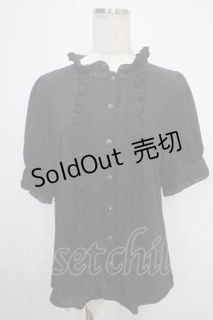 画像: axes femme / カメオ付アンティークブラウス  黒 Y-25-05-10-036-AX-BL-SZ-ZY