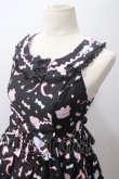 画像3: Angelic Pretty / ドリーミィドールハウスラウンドジャンパースカート  黒 Y-25-05-19-125-AP-OP-SZ-ZY (3)