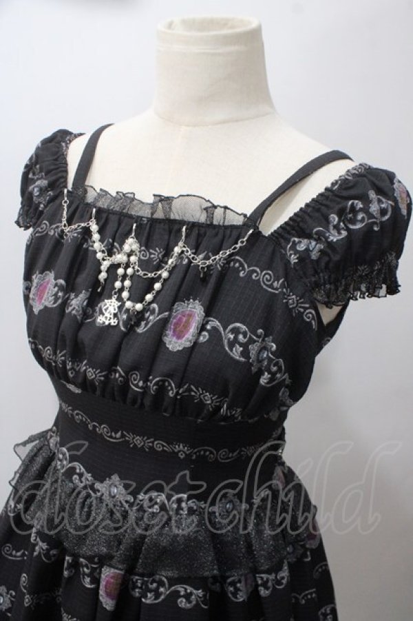 画像3: ALICE and the PIRATES / Mistical brilliance Jewelry〜秘められた宝石の行方〜柄ジャンパースカートI  黒 Y-25-05-19-129-PA-OP-SZ-ZY (3)