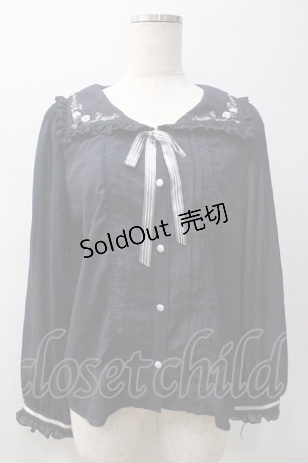画像1: axes femme POETIQUE / 刺繍セーラー襟ブラウス M 紺 Y-25-05-22-066-AX-BL-SZ-ZI (1)