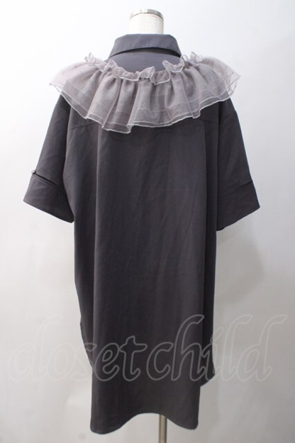 画像2: axes femme / チュールフリルカラー付きシャツ  グレー Y-25-05-22-137-AX-BL-SZ-ZY (2)