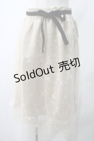 画像: axes femme / 刺繍チュールスカート M キナリ Y-25-05-22-234-AX-SK-SZ-ZY