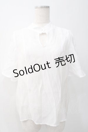 画像: axes femme / 紫陽花装飾リボンブラウスプルオーバー  白 Y-25-05-22-028-AX-TO-SZ-ZI