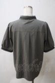 画像2: axes femme / ミリタリー風タイ付ブラウス L カーキ Y-25-05-25-085-AX-BL-SZ-ZY (2)