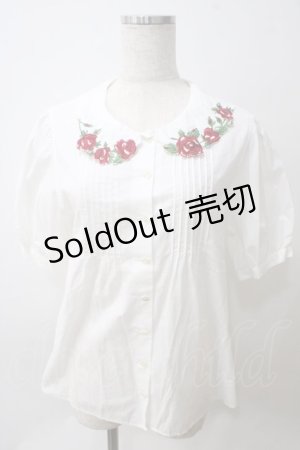 画像: Jane Marple / ローズエンブロイダリーカラーのブラウス M ホワイト×レッド Y-25-05-25-088-JM-BL-SZ-ZY