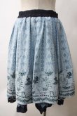 画像2: axes femme / トランプメルヘン柄スカート M サックス Y-25-05-25-176-AX-SK-SZ-ZY (2)