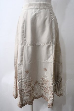 画像: axes femme / カラー刺繍スカート  ベージュ Y-25-05-25-202-AX-SK-SZ-ZY