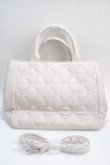 画像2: Maison de FLEUR / EC限定 リボンキルティング2wayバッグ F ピンク Y-25-05-25-037-LO-BG-SZ-ZY (2)