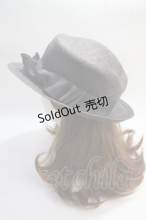 画像2: Jane Marple / リボンストローハット  グレー Y-25-05-25-043-JM-AC-SZ-ZT-K004 (2)