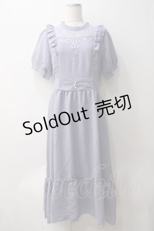 画像: axes femme / すみれ刺繍ワンピース  ラベンダー Y-25-05-29-045-AX-OP-SZ-ZY