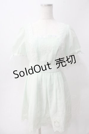 画像: Secret Honey / アリス刺繍入ワンピース  ミント Y-25-06-03-098-CA-OP-SZ-ZY