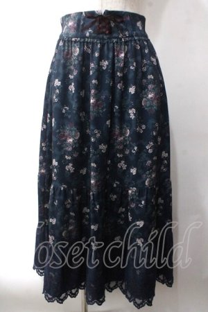 画像: axes femme / ミュルーズ染織美術館コラボ/フェザー×フラワー柄スカート M 紺 Y-25-06-03-124-AX-SK-SZ-ZY