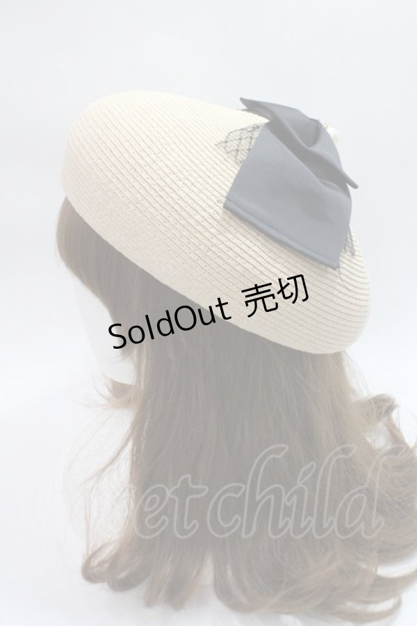 画像3: axes femme POETIQUE / パール付リボン雑材風ベレー帽  ベージュ Y-25-06-09-046-AX-AC-SZ-ZY (3)