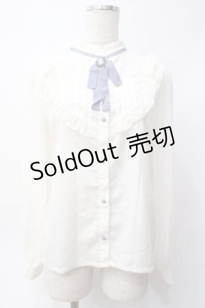 画像: axes femme / ブローチ付きブラウス  生成り Y-25-06-09-063-AX-BL-SZ-ZI