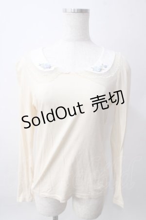 画像: Fi.n.t / 巻き薔薇モチーフ襟デザインカットソー F アイボリー Y-25-06-12-049-CA-TO-SZ-ZY