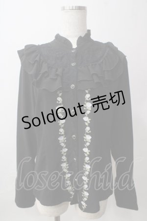 画像: axes femme / フロントバラ刺繍フリルブラウス  黒 Y-25-06-12-019-AX-BL-SZ-ZY