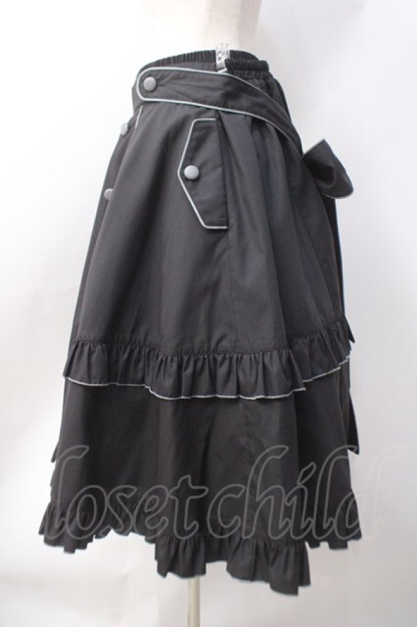 画像2: metamorphose / 【プラスサイズ】Little Nurse フリルスカート 2 ブラック Y-25-06-18-086-ME-SK-SZ-ZY (2)