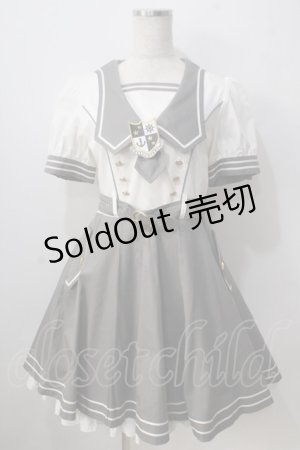 画像: metamorphose / セーラータックワンピース  グレー Y-25-06-24-079-ME-OP-AS-ZY
