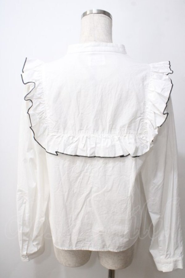 画像2: merry jenny / バイカラーメロウフリルブラウス F ホワイト Y-25-06-26-017-LO-BL-SZ-ZT076 (2)