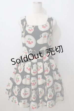 画像: Leur Getter / フルーツプレートノスリーブワンピース  黒 Y-25-06-26-041-LU-OP-AS-ZY
