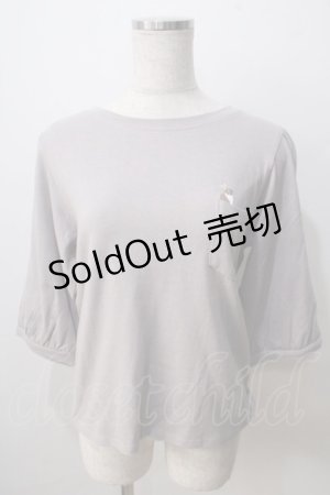 画像: axes femme POETIQUE / ラビット刺繍カットプルオーバー  グレージュ Y-25-06-28-071-AX-TO-SZ-ZI