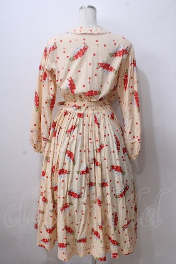 画像2: PINK HOUSE / チェリー皿ワンピース F クリーム Y-25-06-28-130-LO-OP-SZ-ZY (2)