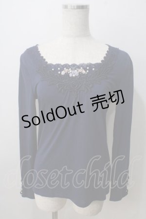 画像: axes femme / ガーデンモチーフインナープルオーバー  紺 Y-25-07-01-041-AX-TO-SZ-ZY
